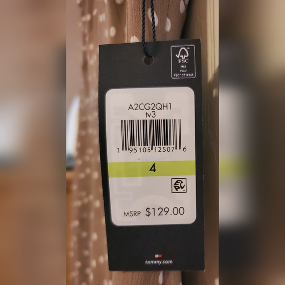 NWT- Tommy Hilfiger Women's Taupe Dress - Picture 6 of 8